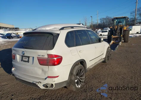 2012 BMW X5 xDrive35I/xDrive35I Premium/xDrive35I Sport Activity z USA, uszkodzony, nr VIN 5UXZV4C5XCL748585